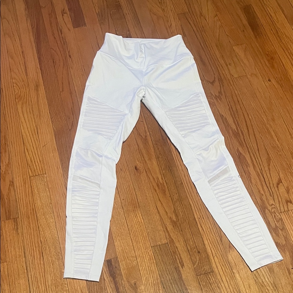 ALO Yoga White High-Waist Leggings